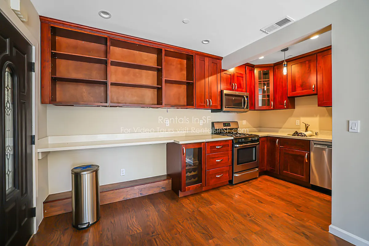 Building Photo - 155 Eureka St #7