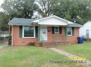 1207 Sycamore Rd, Kinston, NC 28501