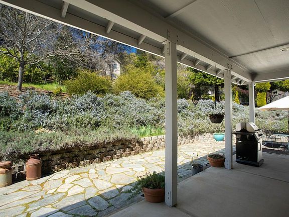 5th image of 18855 Lodestone Ct