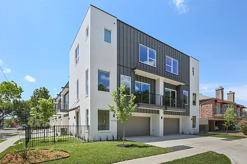 6250 Oram St #102 Photo 1