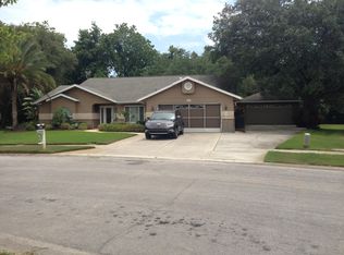 3609 Montclair Dr, New Pt Richey, FL 34655