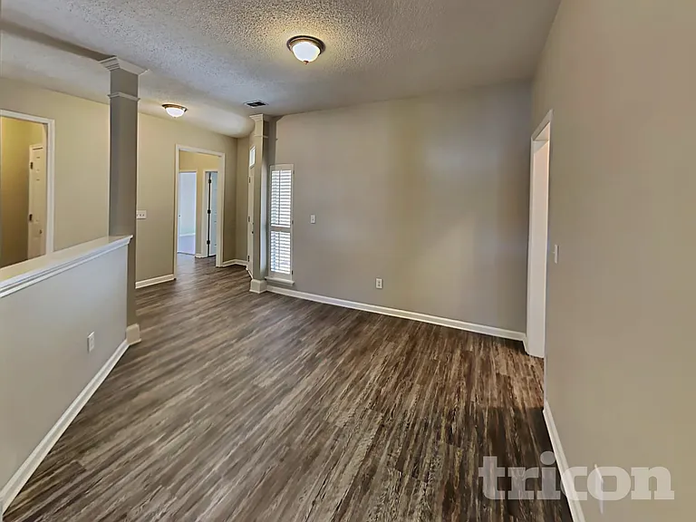 110 Fawnhill Ct — Photo 11