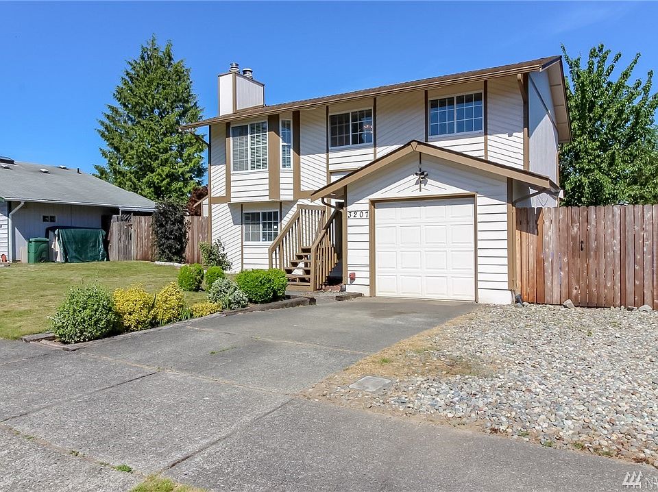 1st image of 3207 54th Ave NE