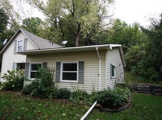 W7402 State Road 65, Beldenville, WI 54003