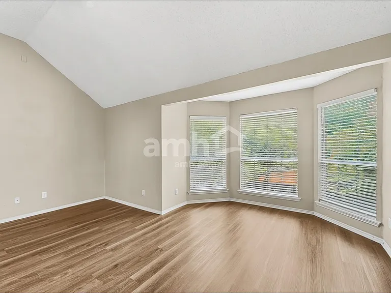 3307 Saint Pierre — Photo 10
