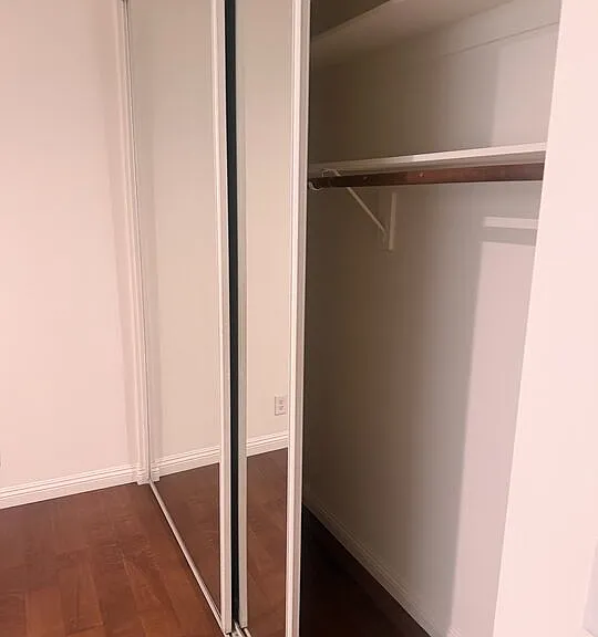 500 S Berendo St #210 — Photo 10