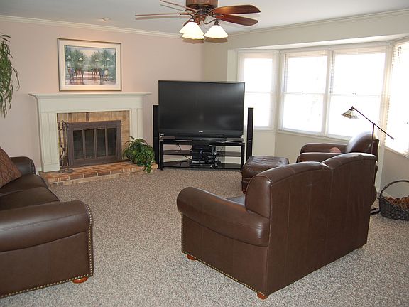 4th image of 14704 Greenleaf Valley Dr