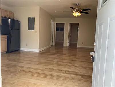 204 Grand Ave #2 — Photo 41