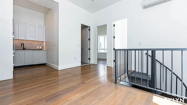 Rented by Nooklyn NYC LLC | media 8