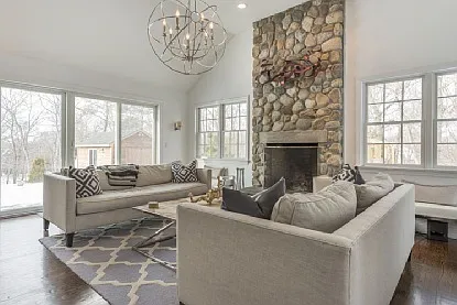 East Hampton Northwest Beauty — Photo 3