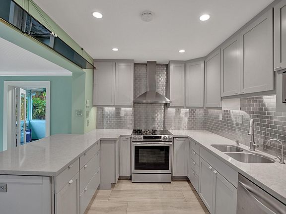 4th image of 740 NW 37th Street