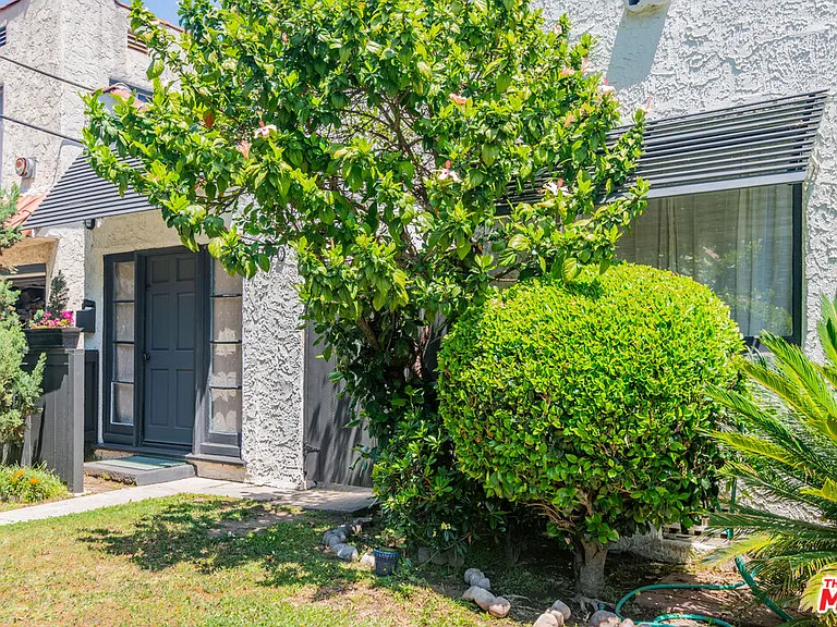 4170 Ince Blvd — Photo 4
