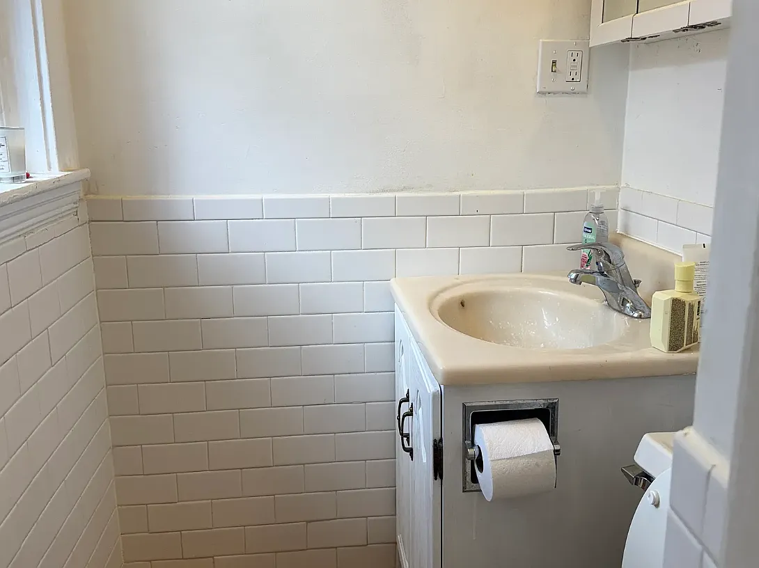 2 bed, 1.5 bath, 1008 sqft, $5,300 — Photo 4
