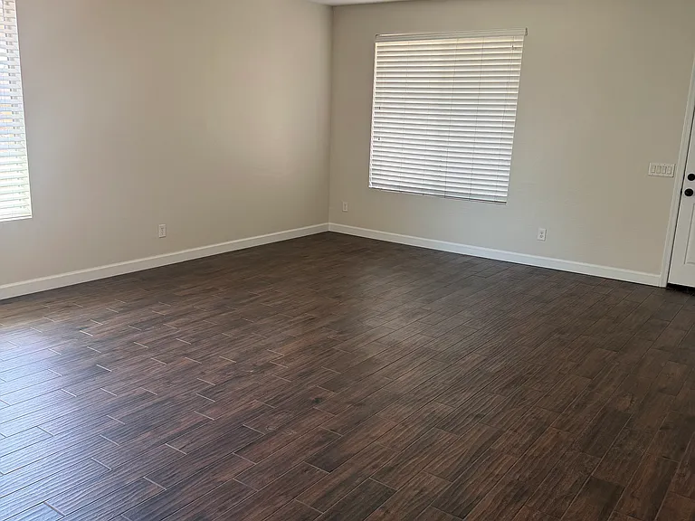 7303 W Donner Dr — Photo 16