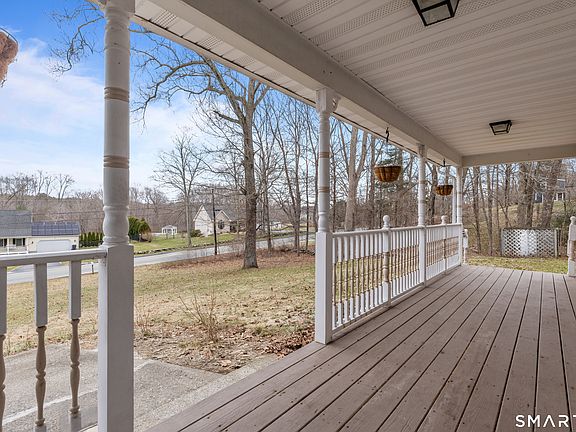 3rd image of 120 Hanover Versailles Road