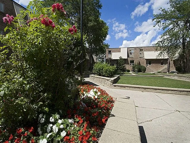 122 Colborne St E — Photo 17