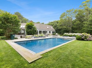 59 S Breeze Dr, East Hampton, NY 11937