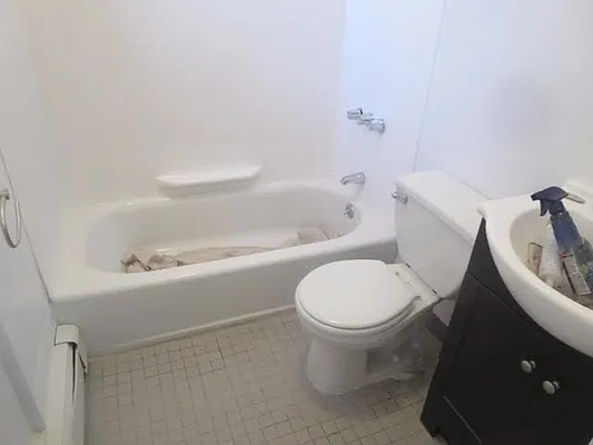 Rented by Sido New York LLC | media 20