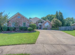 6024 Braeburn Ct, Bossier City, LA 71111