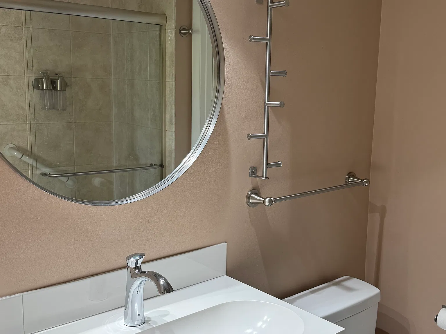 2 bed, 1.5 bath, 1158 sqft, $2,100 — Photo 3
