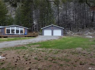 40 Golf Course Dr, Pateros, WA 98846