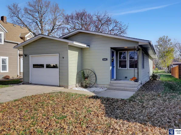 808 Washington Ave, Dorchester, NE 68343