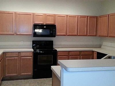 3rd image of 3435 Fernview Dr