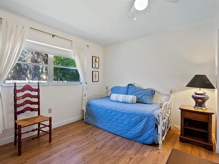 1624 Whitehead Dr #320 — Photo 8