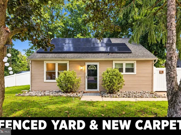 50 Cambridge Ave, Sicklerville, NJ 08081