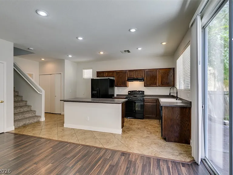 6779 Windingwood St — Photo 11