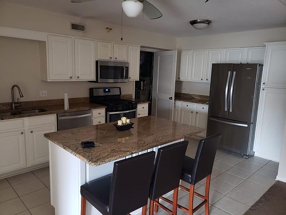 4th image of 2020 Saint Regis Dr APT 209