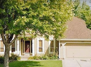 16818 N Cir, Omaha, NE 68135