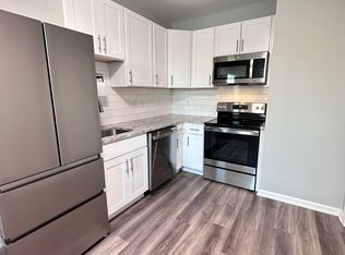 1 Glover Pl #2, Middletown, CT 06457