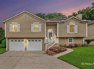 4123 N Troost Ave, Kansas City, MO 64116
