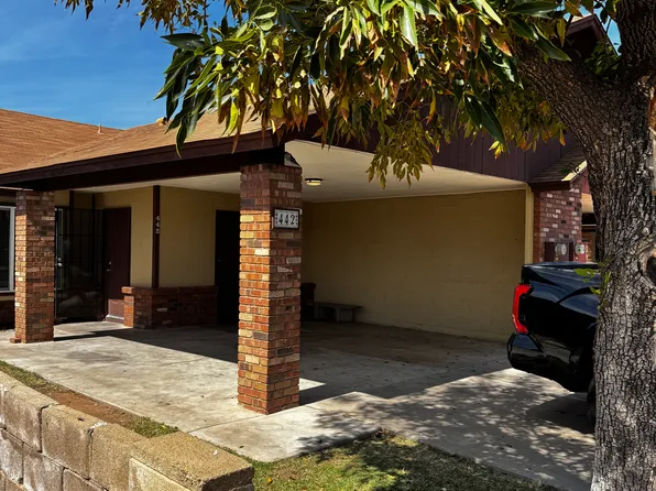 422 S 32nd Pl, Mesa, AZ 85204