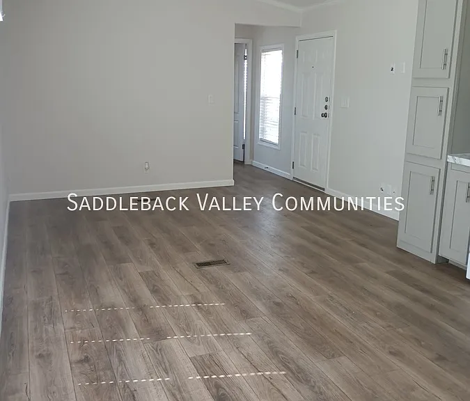 700 S Carmichael Ave #14 — Photo 4