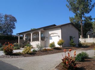 977 W 15th Ave, Escondido, CA 92025