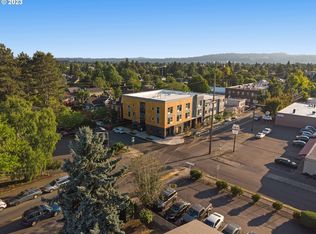 4738 SE Belmont St, Portland, OR