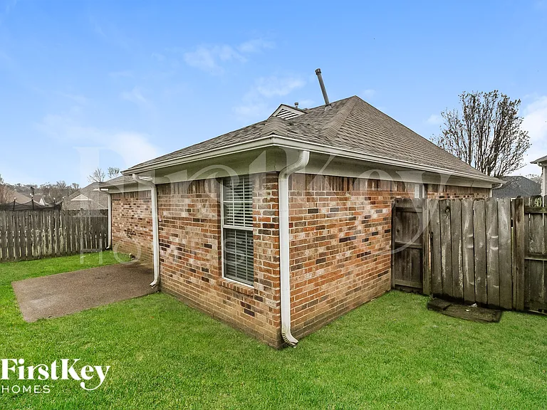 10148 Cross Valley Dr — Photo 14