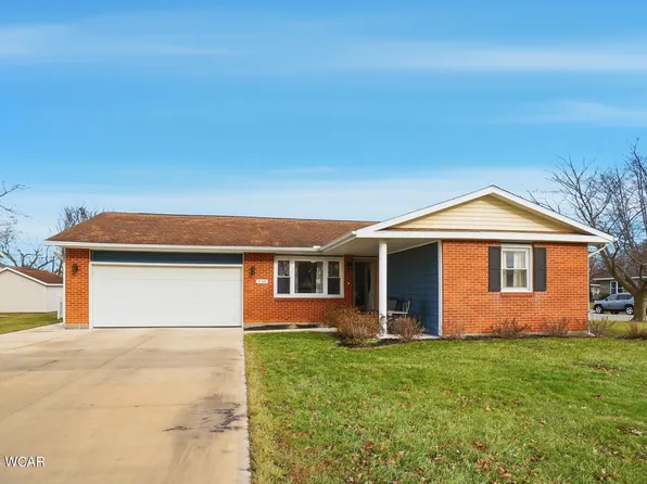 1108 Middle St, Wapakoneta, OH 45895