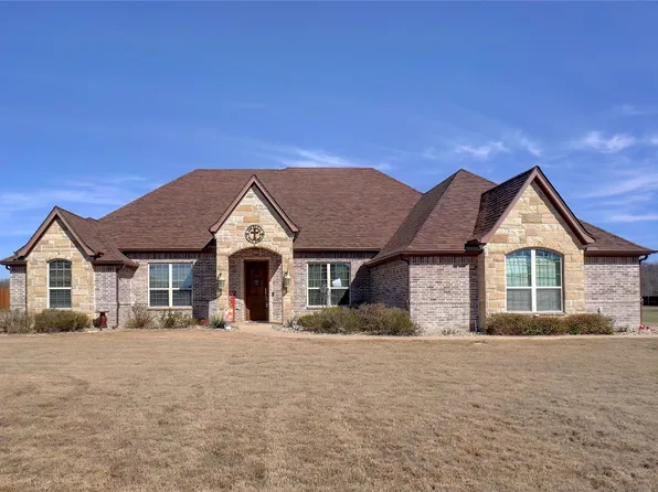 153 Oakwood Creek Ln, Weatherford, TX 76088