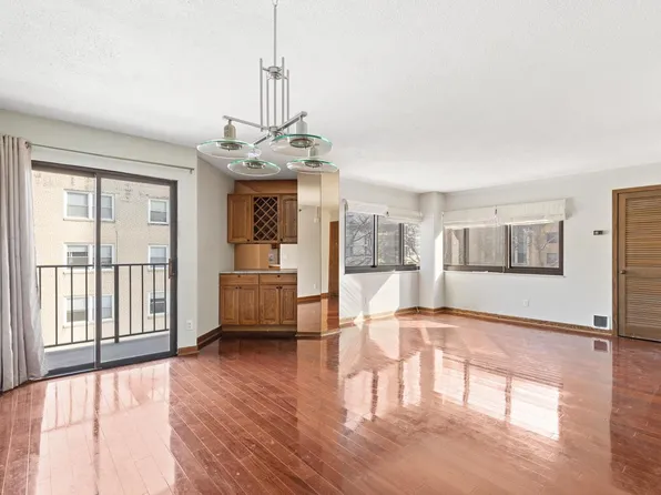 1633 North Prospect AVENUE #3E, Milwaukee, WI 53202