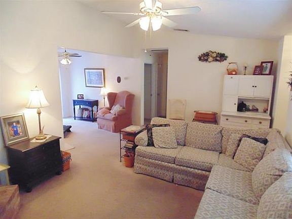5th image of 2104 Cottage Oak Ln