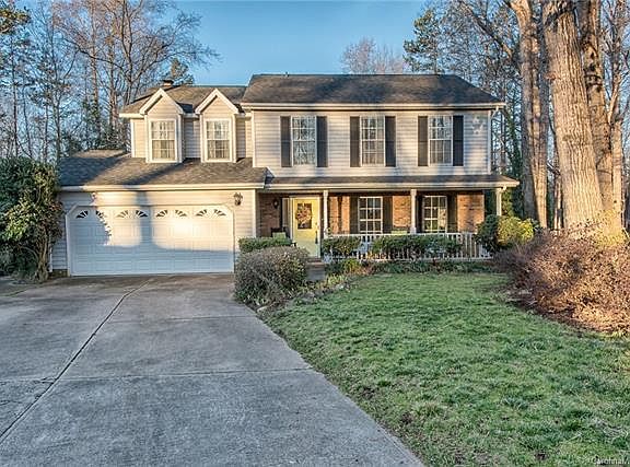2nd image of 2604 Willowdale Ln