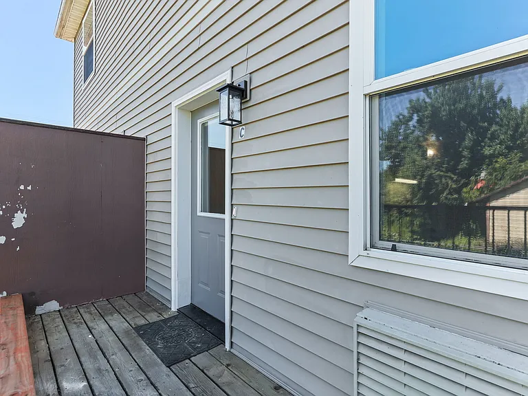 2020 NE Rodney Ave #C — Photo 46