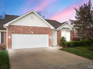 32 Gatetower Dr #3B, Saint Peters, MO 63376