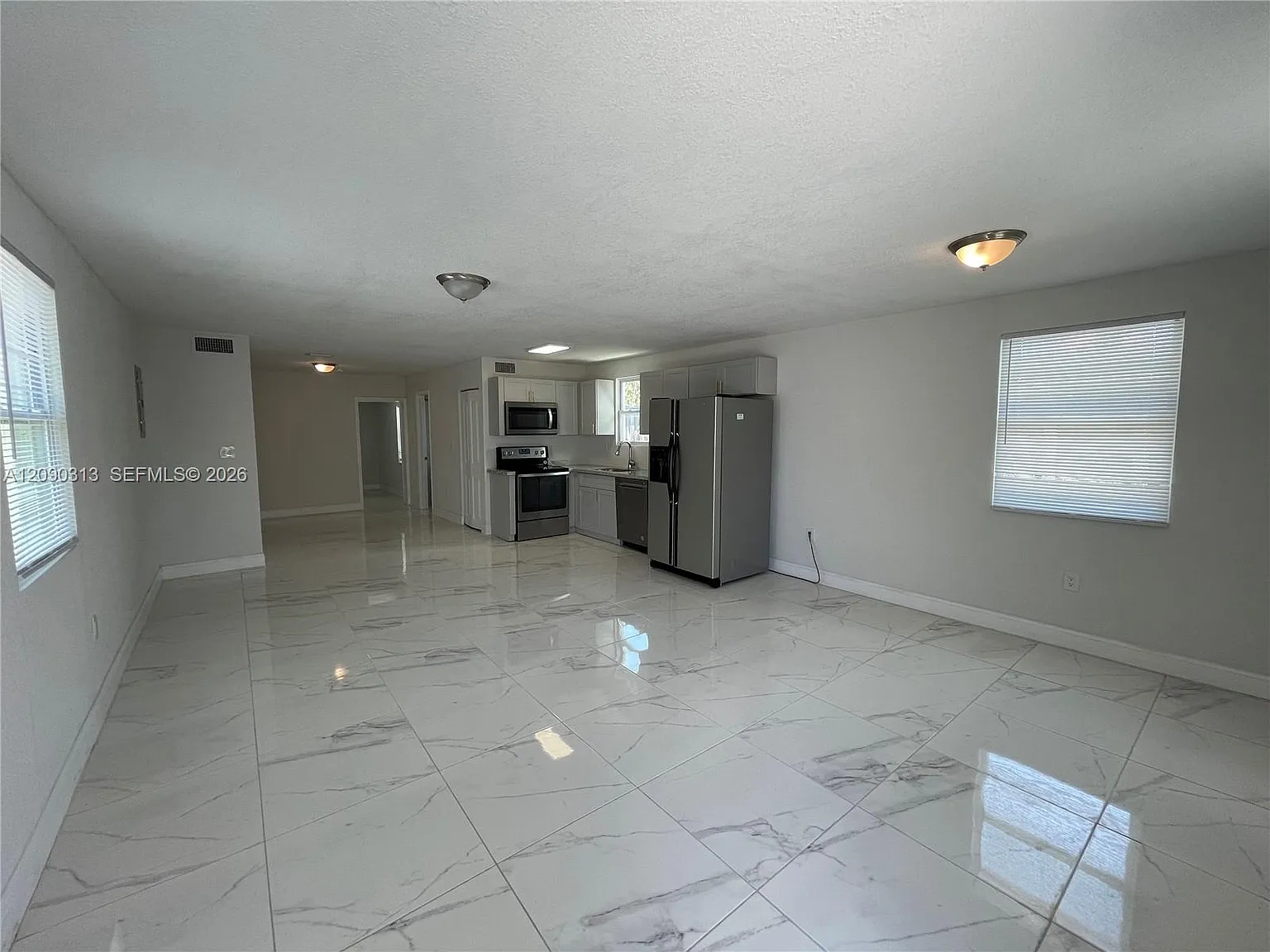Tamiami City Revised — Photo 1