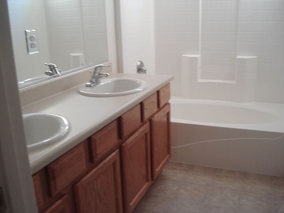 4th image of 2023 N Bordeaux Way