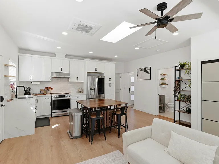 641 Toyon Ave #3 — Photo 4