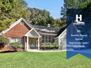 130 Hibiscus Trl, Fayetteville, GA 30215